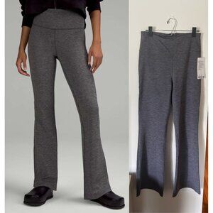 NEW W/ TAGS lululemon Groove Nulu Flared Pant Regular